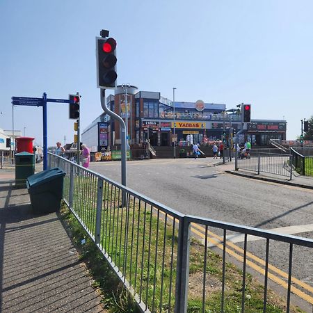 Ingoldmells, The Grange Holiday Park 3-Bedroom Caravan Skegness Exterior photo