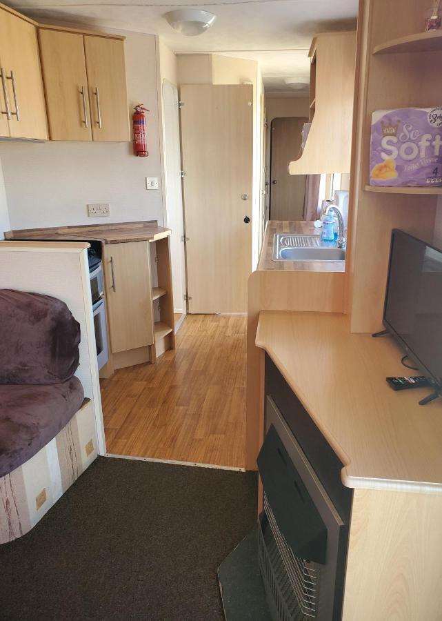 Ingoldmells, The Grange Holiday Park 3-Bedroom Caravan Skegness Room photo